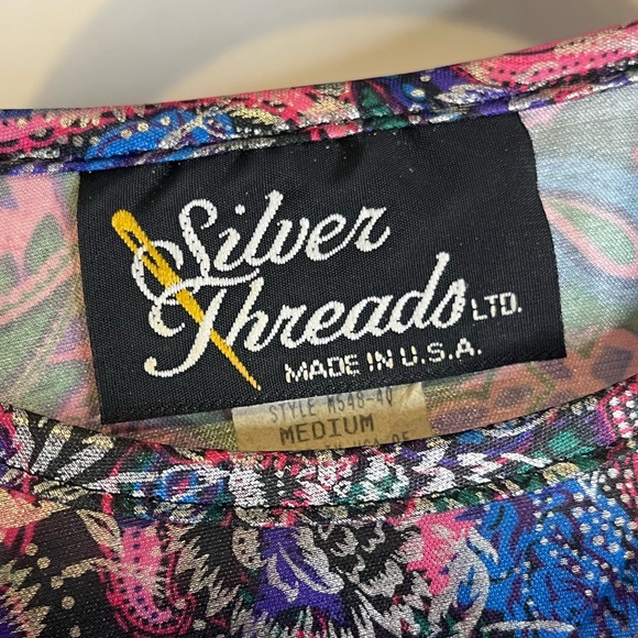 VTG 80s Silver Threads Sz M Paisley Polyester Silver Foil Dolman Sleeve Top - Picture 3 of 7